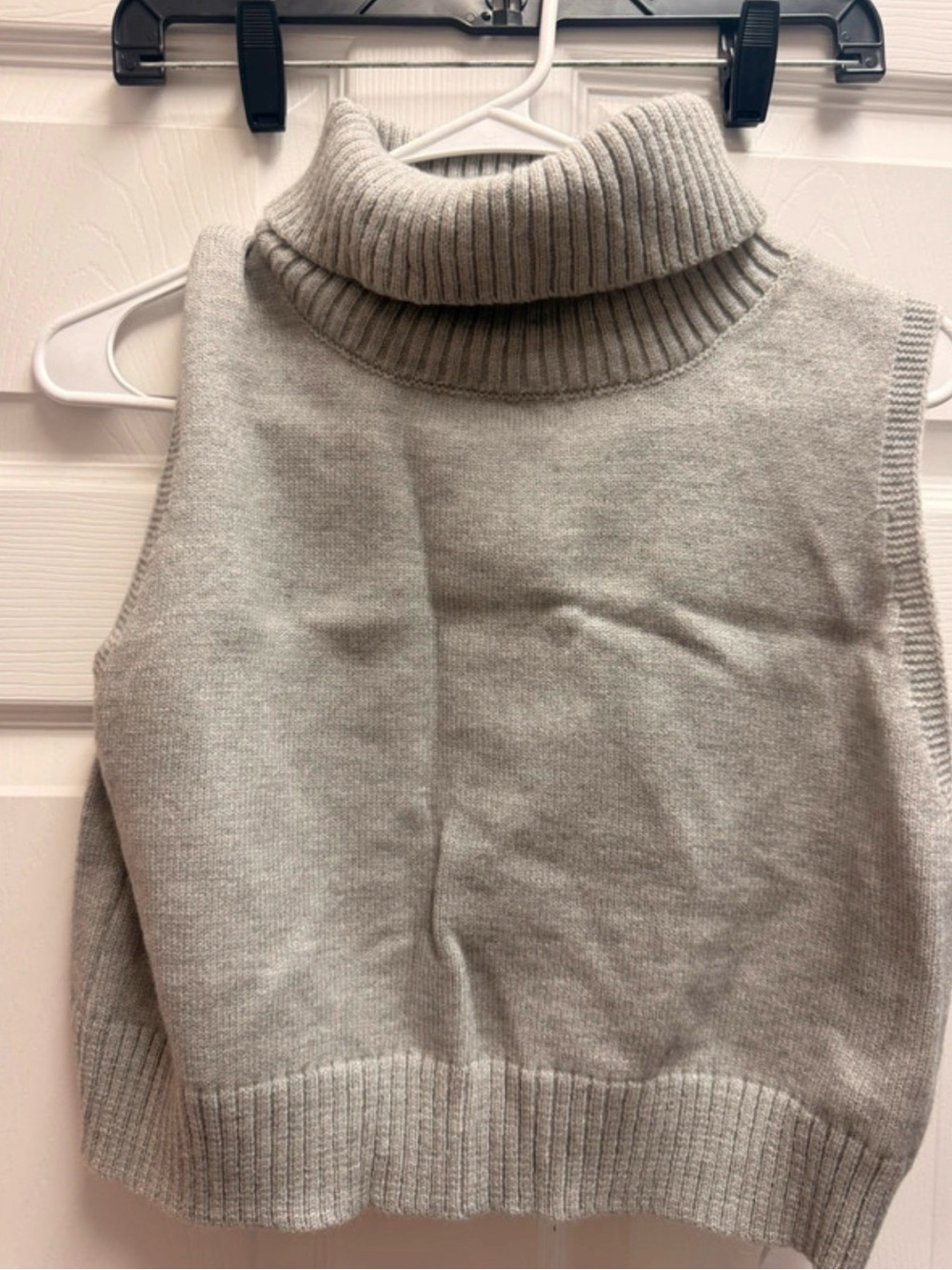 Papermoon Light Gray Sleeveless Turtleneck Sweater